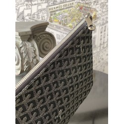 Goyard Senat MM Pouch Grey GOBS3226